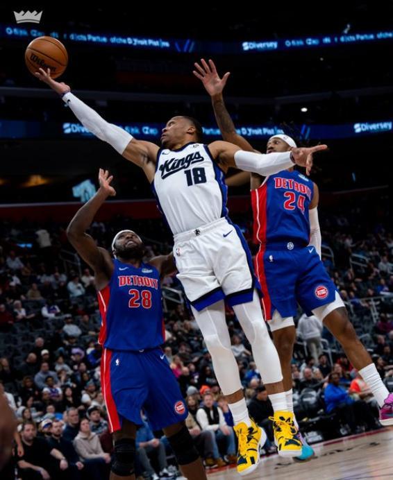 坎宁安29+5+11+3杜伦8中7，活塞主场23分大胜，威少难阻国王5连败