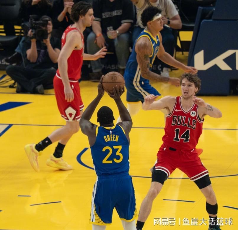 1xBET中文版-NBA最新排名出炉！火箭坐收大礼，勇士开始掉队，湖人也升到第四