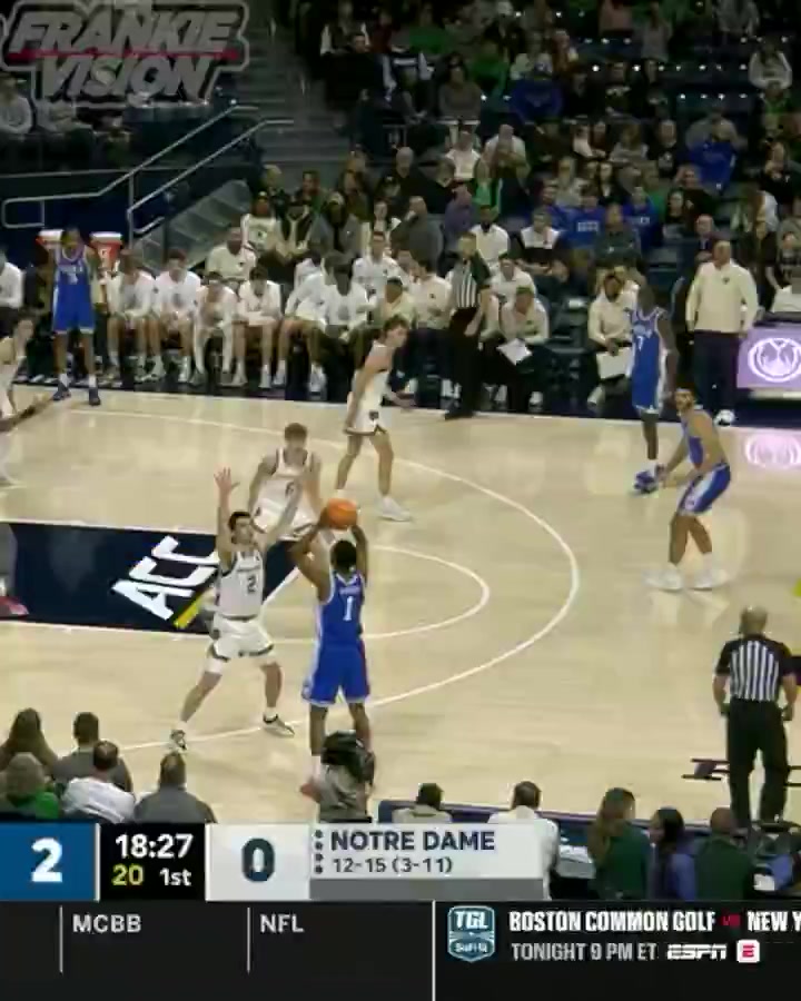 1xBET中文版-状元热门~布泽尔儿子8投&amp;14罚砍24+13+2+3 半场20分仅比对手少2分