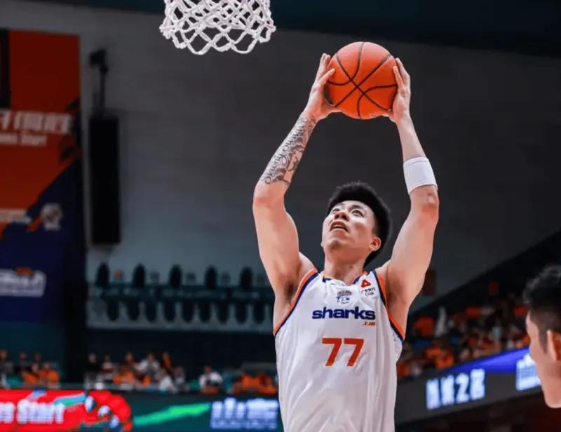 1xbet安全平台-G2上海96-68淘汰山东 球员评价:8人优秀,李弘权及格,3人无贡献