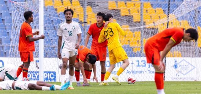 1xbet安全平台-U19国足被非洲球队横扫带来启示:业余球员赶紧转职业,职业球员尽量去欧洲